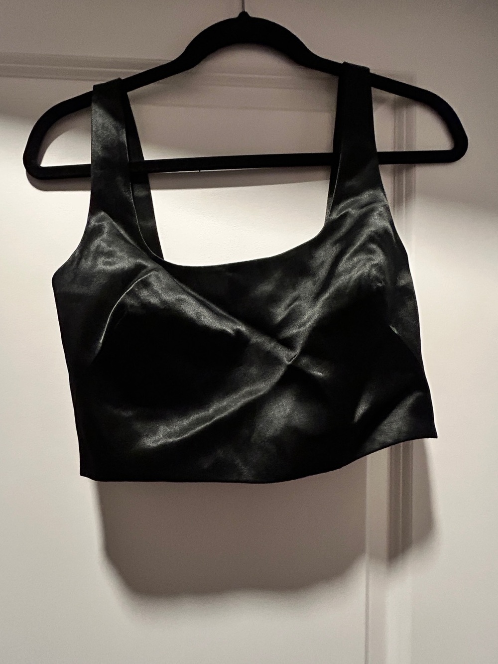 Banana Republic Black Satin Square-Neck Cropped Tank Top Size 0